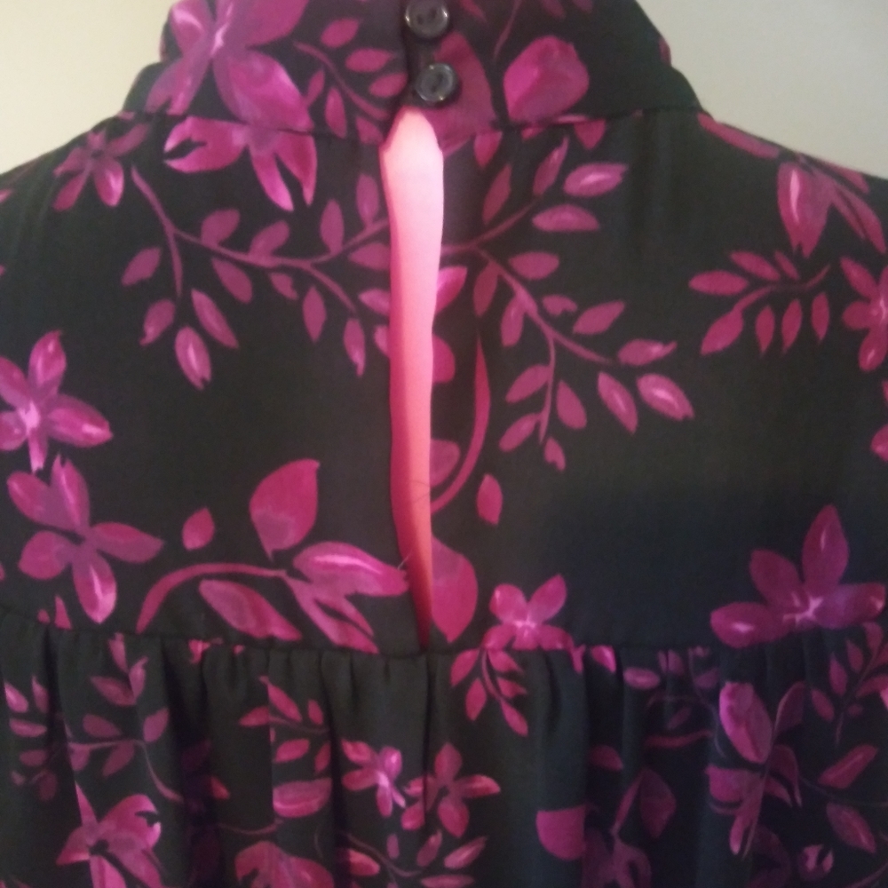 Parker black dark purple floral mock neck bell sleves - Picture 8 of 16